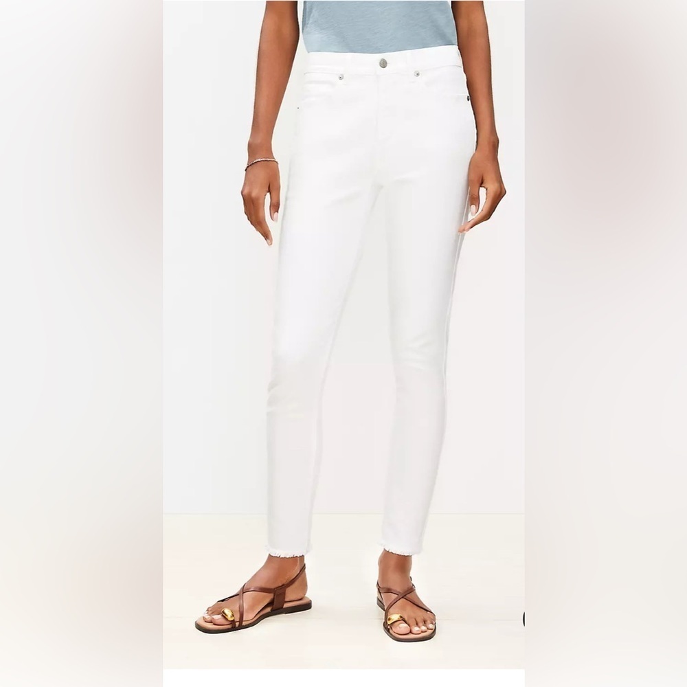 LOFT‎ Women's White Ankle Jeans with Frayed Hem Jeans